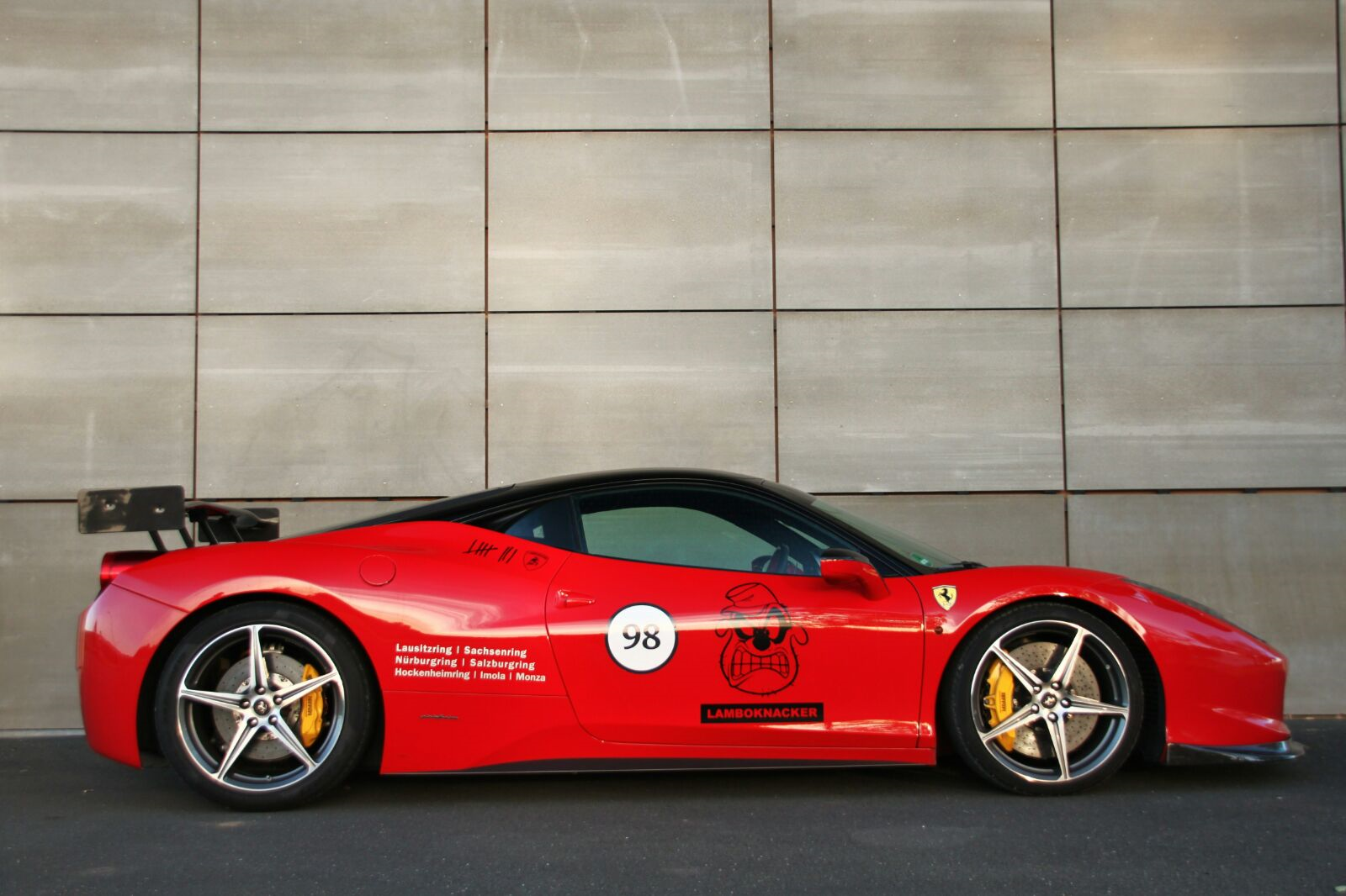 versicherung-f-r-ferrari-458-italia-sportwagen-versicherungen