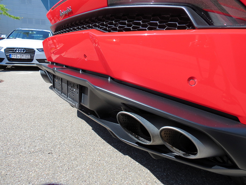 https://sportwagen-versicherungen.de/wp-content/uploads/Lamborghini_Huracan_LP_610-4-4.png